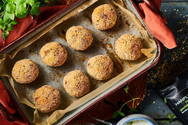 Vegane "Frikadellen" mit Hanfleben Hanfsamen - Vegane "Frikadellen" mit Hanfleben Hanfsamen